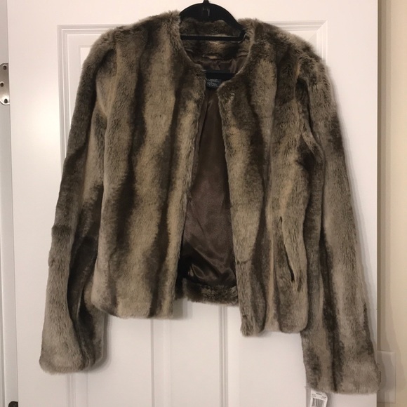 Noriko Jackets & Blazers - NWT Faux Fur Jacket